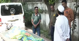 নারায়ণগঞ্জে চোর সন্দেহে যুবককে পিটিয়ে হত্যা